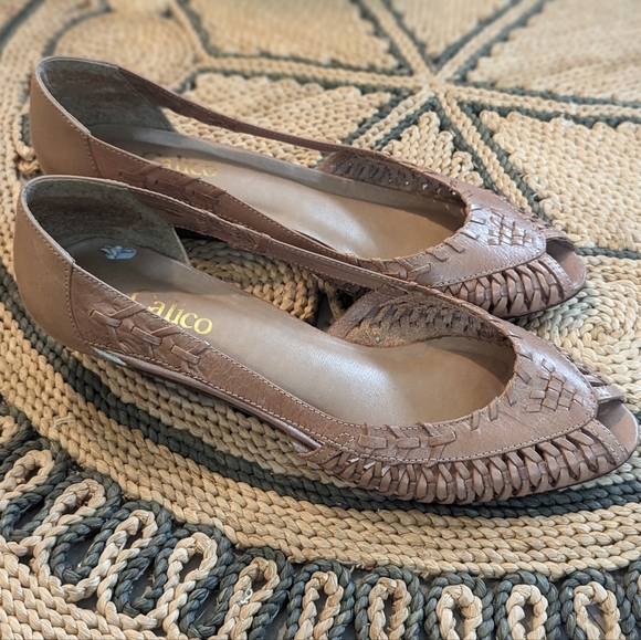 Vintage Mini Wedge Heel Sandals - Picture 3 of 11